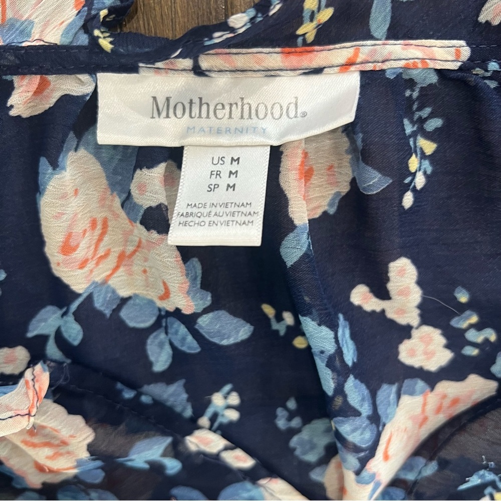 Motherhood Sheer Maternity Top - Picture 11 of 11